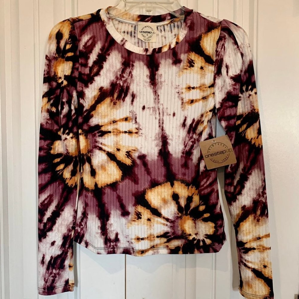 Long Sleeve Top Juniors Size Small by One Step Up